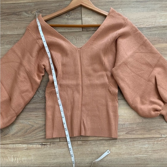 V-Neck Balloon Sleeve Rib Sweater - Picture 4 of 11